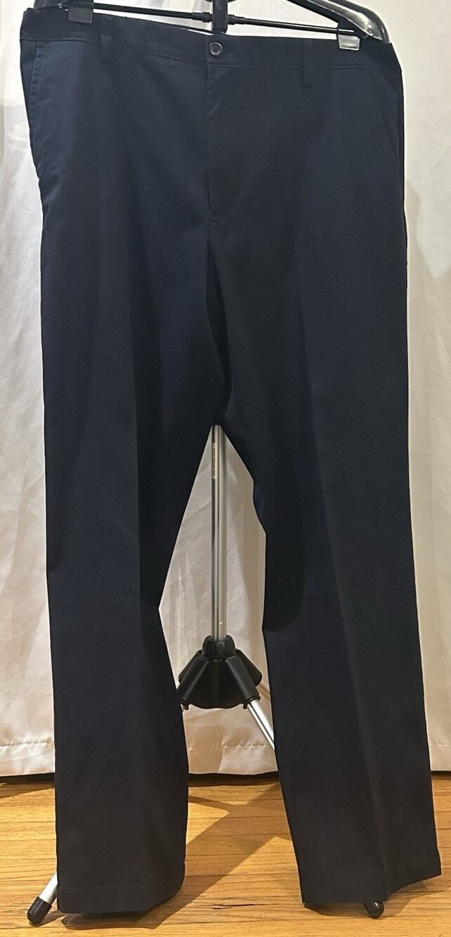 NWT Dockers Easy Khaki Classic Fit Navy Blue Pants size 38 x 34